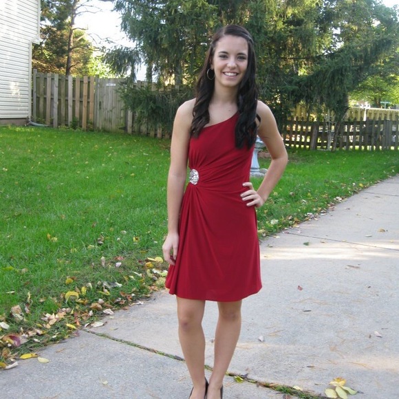 Red dress from Lord & Taylor - Picture 7 of 7